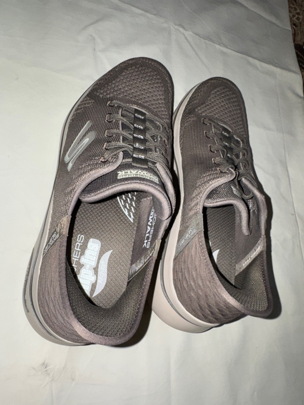 Skechers Taupe Knit Slip-On Walking Sneakers size 10.5